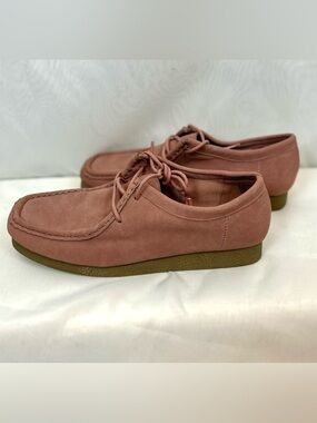 New St Johns Bay Women’s Rose Suede Memory Foam Insole Loafers / size 7